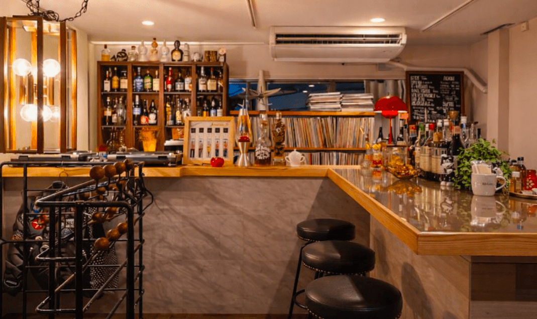 A Hidden Vinyl Bar in Osaka — A769 the BAR